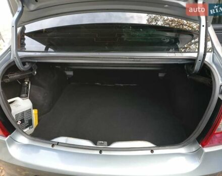 Рено Логан 2010 в Прилуках на Automoto.ua Серый Рено Логан, объемом двигателя 1.4 л и пробегом 195 тыс. км за 4400 $, фото 5 на Automoto.ua