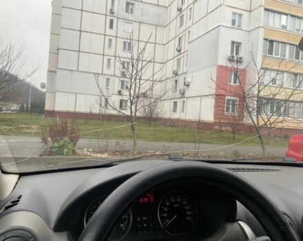 Серый Рено Логан, объемом двигателя 1.5 л и пробегом 330 тыс. км за 4600 $, фото 3 на Automoto.ua