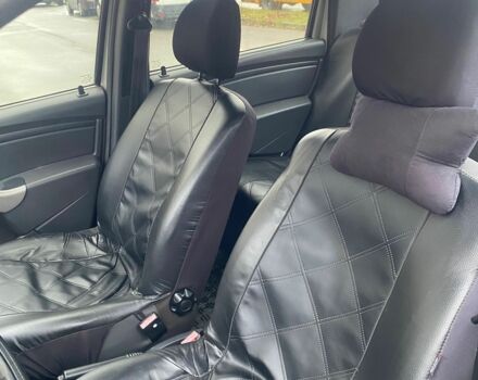 Серый Рено Логан, объемом двигателя 1.5 л и пробегом 330 тыс. км за 4600 $, фото 12 на Automoto.ua