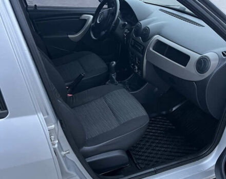 Сірий Рено Логан, об'ємом двигуна 1.39 л та пробігом 200 тис. км за 4500 $, фото 17 на Automoto.ua