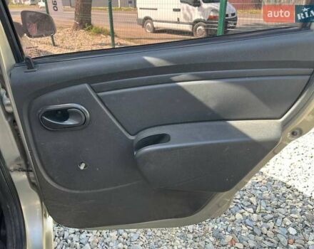 Серый Рено Логан, объемом двигателя 1.39 л и пробегом 218 тыс. км за 2900 $, фото 18 на Automoto.ua