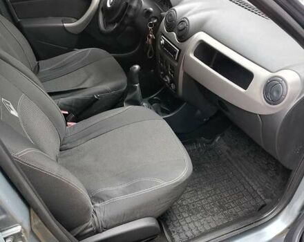 Рено Логан 2010 в Прилуках на Automoto.ua Серый Рено Логан, объемом двигателя 1.4 л и пробегом 195 тыс. км за 4400 $, фото 6 на Automoto.ua