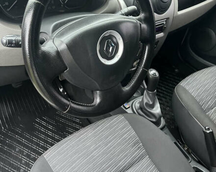 Сірий Рено Логан, об'ємом двигуна 1.39 л та пробігом 200 тис. км за 4500 $, фото 14 на Automoto.ua