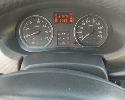 Серый Рено Логан, объемом двигателя 1.4 л и пробегом 317 тыс. км за 3000 $, фото 47 на Automoto.ua