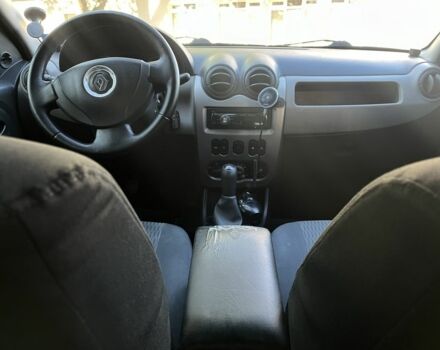 Серый Рено Логан, объемом двигателя 1.6 л и пробегом 182 тыс. км за 5550 $, фото 9 на Automoto.ua