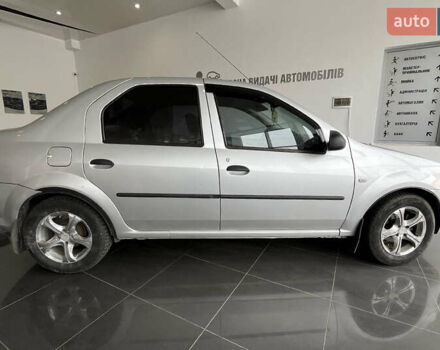 Серый Рено Логан, объемом двигателя 1.39 л и пробегом 157 тыс. км за 4700 $, фото 7 на Automoto.ua