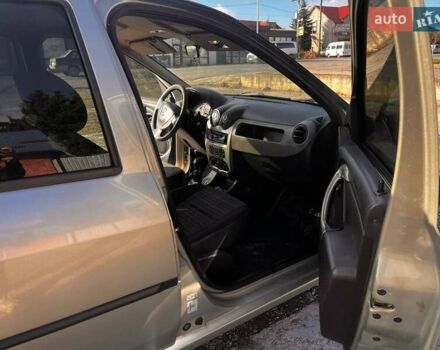 Серый Рено Логан, объемом двигателя 1.39 л и пробегом 296 тыс. км за 3500 $, фото 8 на Automoto.ua