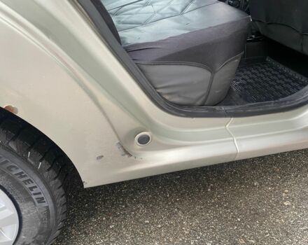 Серый Рено Логан, объемом двигателя 1.5 л и пробегом 330 тыс. км за 4600 $, фото 5 на Automoto.ua