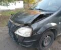 Рено Логан 2010 у Умани на Automoto.ua Сірий Рено Логан, об'ємом двигуна 1.39 л та пробігом 399 тис. км за 2000 $, фото 9 на Automoto.ua