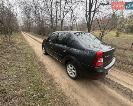 Сірий Рено Логан, об'ємом двигуна 1.4 л та пробігом 115 тис. км за 5500 $, фото 2 на Automoto.ua
