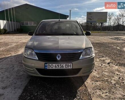 Серый Рено Логан, объемом двигателя 1.39 л и пробегом 296 тыс. км за 3500 $, фото 1 на Automoto.ua