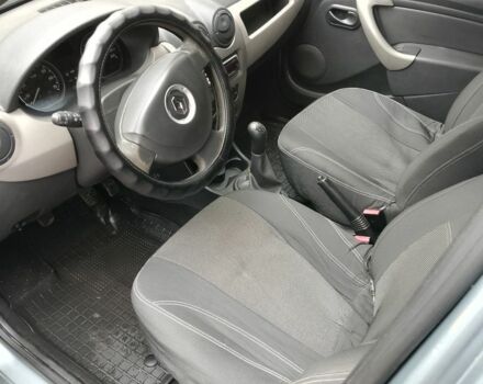 Рено Логан 2010 в Прилуках на Automoto.ua Серый Рено Логан, объемом двигателя 0 л и пробегом 195 тыс. км за 4400 $, фото 4 на Automoto.ua