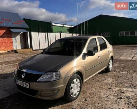 Серый Рено Логан, объемом двигателя 1.39 л и пробегом 296 тыс. км за 3500 $, фото 4 на Automoto.ua