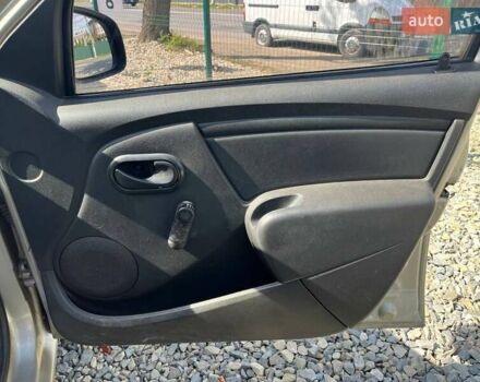Серый Рено Логан, объемом двигателя 1.39 л и пробегом 218 тыс. км за 2900 $, фото 16 на Automoto.ua