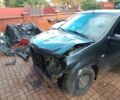 Рено Логан 2010 у Умани на Automoto.ua Сірий Рено Логан, об'ємом двигуна 1.39 л та пробігом 399 тис. км за 2000 $, фото 13 на Automoto.ua