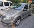 Серый Рено Логан, объемом двигателя 1.39 л и пробегом 168 тыс. км за 3500 $, фото 1 на Automoto.ua