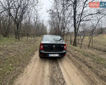 Сірий Рено Логан, об'ємом двигуна 1.4 л та пробігом 115 тис. км за 5500 $, фото 3 на Automoto.ua