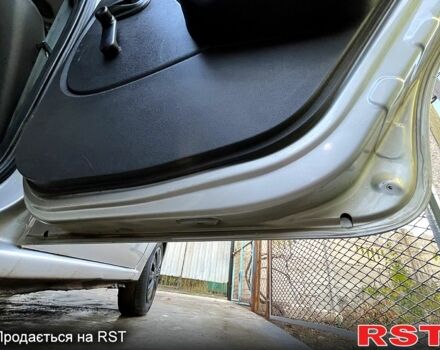 Рено Логан 2011 в Кривом Роге на Automoto.ua Серый Рено Логан, объемом двигателя 1.4 л и пробегом 193 тыс. км за 4200 $, фото 7 на Automoto.ua