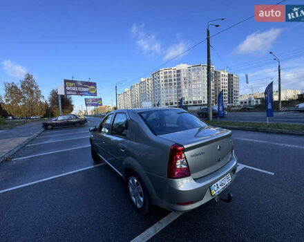 Рено Логан 2011 в Черкассах на Automoto.ua Серый Рено Логан, объемом двигателя 1.39 л и пробегом 97 тыс. км за 5800 $, фото 12 на Automoto.ua