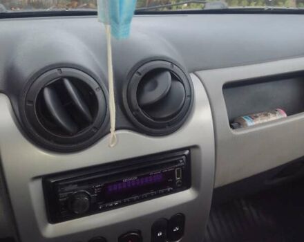 Рено Логан 2011 у Коростышеве на Automoto.ua Сірий Рено Логан, об'ємом двигуна 1.6 л та пробігом 194 тис. км за 4600 $, фото 4 на Automoto.ua