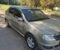 Серый Рено Логан, объемом двигателя 1.6 л и пробегом 196 тыс. км за 4100 $, фото 6 на Automoto.ua