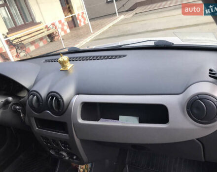 Серый Рено Логан, объемом двигателя 1.6 л и пробегом 108 тыс. км за 6700 $, фото 19 на Automoto.ua