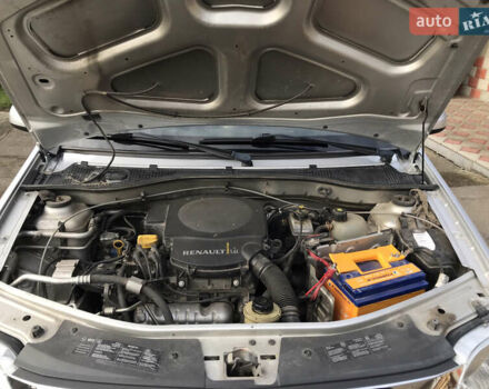 Серый Рено Логан, объемом двигателя 1.6 л и пробегом 108 тыс. км за 6700 $, фото 24 на Automoto.ua