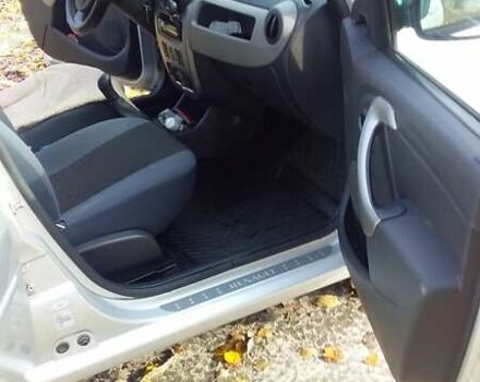 Серый Рено Логан, объемом двигателя 1.6 л и пробегом 36 тыс. км за 6700 $, фото 8 на Automoto.ua