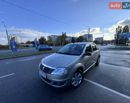 Рено Логан 2011 в Черкассах на Automoto.ua Серый Рено Логан, объемом двигателя 1.39 л и пробегом 97 тыс. км за 5800 $, фото 3 на Automoto.ua