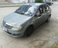 Серый Рено Логан, объемом двигателя 1.6 л и пробегом 267 тыс. км за 4000 $, фото 1 на Automoto.ua