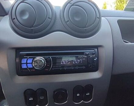 Серый Рено Логан, объемом двигателя 1.39 л и пробегом 351 тыс. км за 5500 $, фото 5 на Automoto.ua