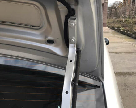 Серый Рено Логан, объемом двигателя 1.6 л и пробегом 108 тыс. км за 6700 $, фото 11 на Automoto.ua