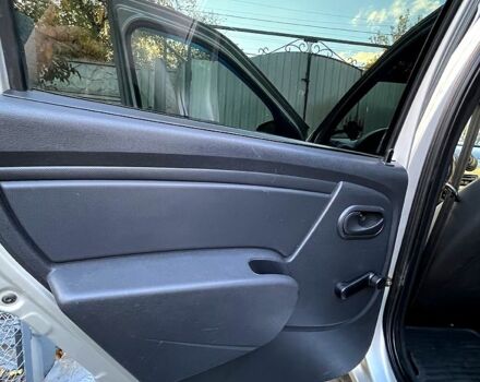 Рено Логан 2011 в Кривом Роге на Automoto.ua Серый Рено Логан, объемом двигателя 1.4 л и пробегом 193 тыс. км за 4200 $, фото 12 на Automoto.ua