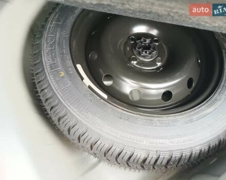 Рено Логан 2011 у Запоріжжя на Automoto.ua Сірий Рено Логан, об'ємом двигуна 1.6 л та пробігом 50 тис. км за 6300 $, фото 8 на Automoto.ua