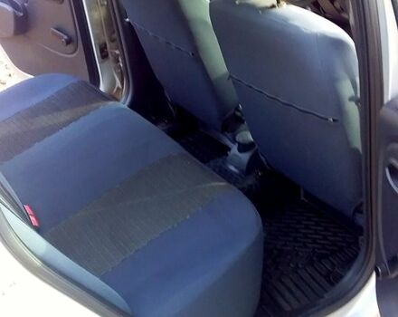 Серый Рено Логан, объемом двигателя 1.6 л и пробегом 36 тыс. км за 6700 $, фото 9 на Automoto.ua