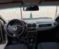 Серый Рено Логан, объемом двигателя 1.4 л и пробегом 98 тыс. км за 4000 $, фото 4 на Automoto.ua