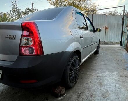 Рено Логан 2011 в Кривом Роге на Automoto.ua Серый Рено Логан, объемом двигателя 1.4 л и пробегом 193 тыс. км за 4200 $, фото 3 на Automoto.ua