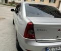 Серый Рено Логан, объемом двигателя 1.6 л и пробегом 100 тыс. км за 4611 $, фото 5 на Automoto.ua