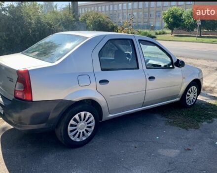 Серый Рено Логан, объемом двигателя 1.4 л и пробегом 331 тыс. км за 3500 $, фото 4 на Automoto.ua