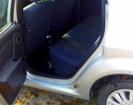 Серый Рено Логан, объемом двигателя 1.6 л и пробегом 36 тыс. км за 6700 $, фото 7 на Automoto.ua