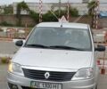 Серый Рено Логан, объемом двигателя 1.4 л и пробегом 301 тыс. км за 3400 $, фото 3 на Automoto.ua
