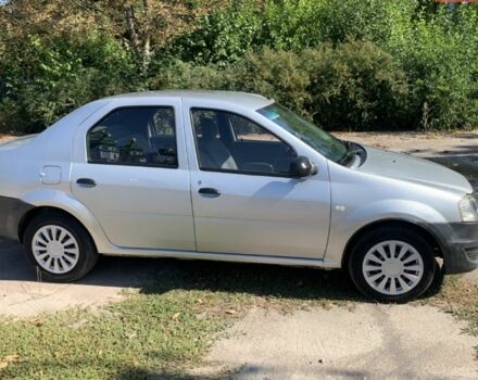 Серый Рено Логан, объемом двигателя 1.4 л и пробегом 331 тыс. км за 3500 $, фото 10 на Automoto.ua