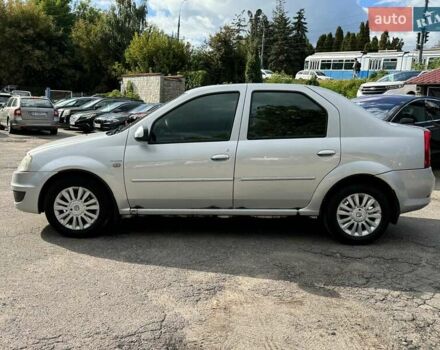 Рено Логан 2012 в Виннице на Automoto.ua Серый Рено Логан, объемом двигателя 1.6 л и пробегом 263 тыс. км за 5790 $, фото 11 на Automoto.ua