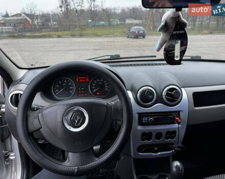 Серый Рено Логан, объемом двигателя 1.46 л и пробегом 204 тыс. км за 4200 $, фото 3 на Automoto.ua