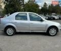 Рено Логан 2012 в Виннице на Automoto.ua Серый Рено Логан, объемом двигателя 1.6 л и пробегом 263 тыс. км за 5790 $, фото 5 на Automoto.ua