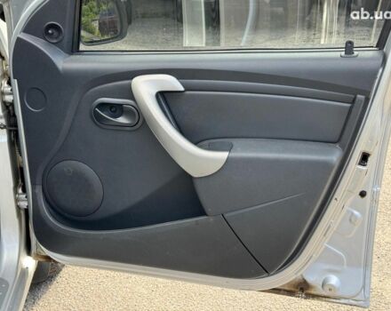 Серый Рено Логан, объемом двигателя 1.6 л и пробегом 263 тыс. км за 5790 $, фото 21 на Automoto.ua