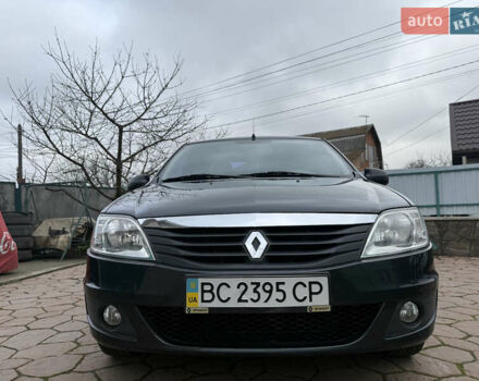 Серый Рено Логан, объемом двигателя 1.6 л и пробегом 115 тыс. км за 5950 $, фото 3 на Automoto.ua