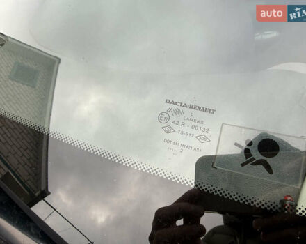 Серый Рено Логан, объемом двигателя 1.6 л и пробегом 115 тыс. км за 5950 $, фото 24 на Automoto.ua