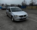 Серый Рено Логан, объемом двигателя 1.5 л и пробегом 204 тыс. км за 4300 $, фото 1 на Automoto.ua