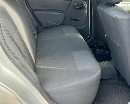 Серый Рено Логан, объемом двигателя 1.6 л и пробегом 263 тыс. км за 5790 $, фото 20 на Automoto.ua